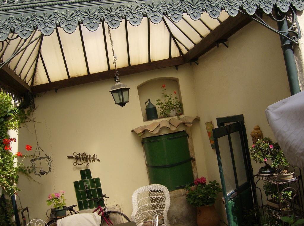 Anges Gardiens Villeneuve-lès-Béziers Екстериор снимка
